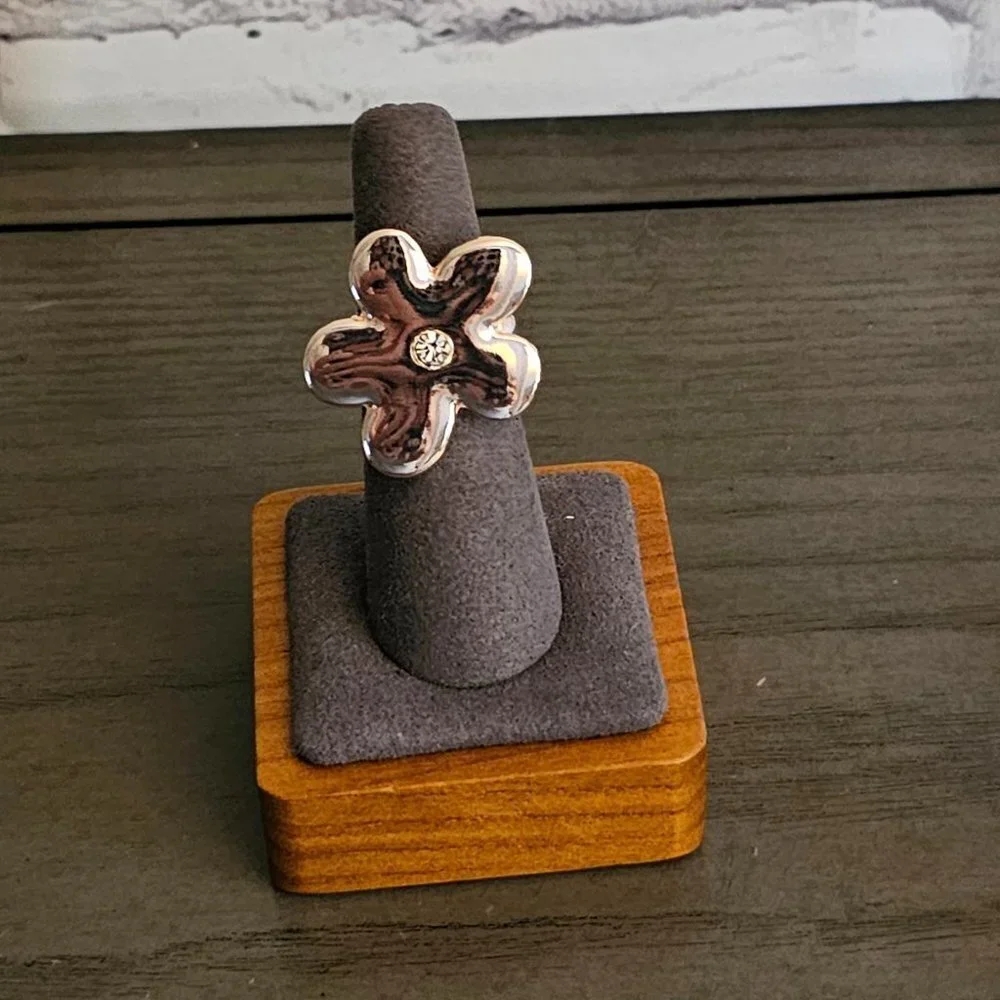 Petals Rose Gold Ring Size 6
